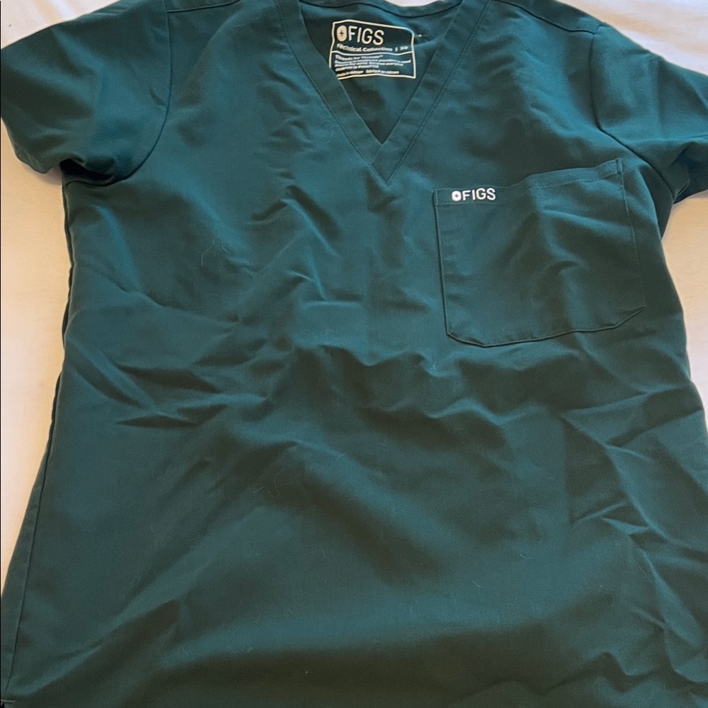 Figs XS Green V-Neck Scrub Top and Jogger pants